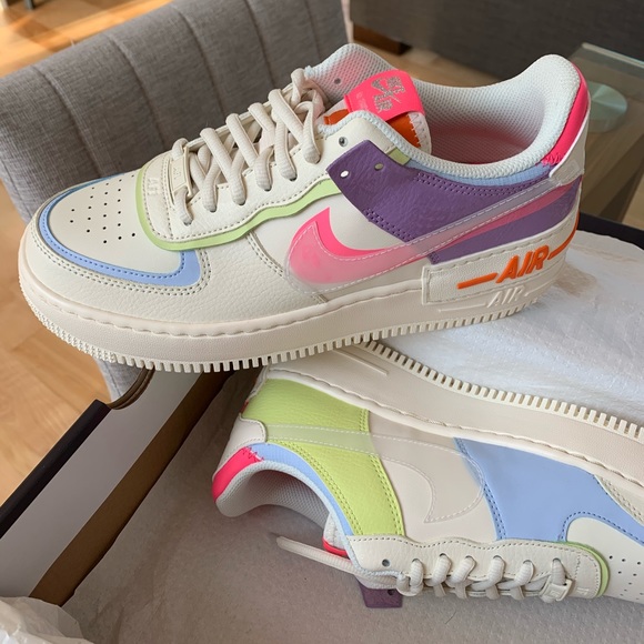 Shoes - Picture 2 of 5